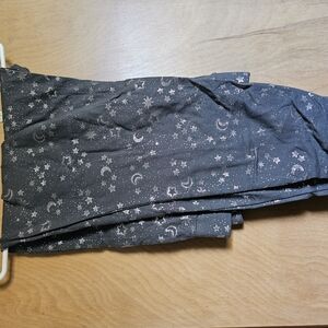 Torrid Gray Leggings with Starry Pattern